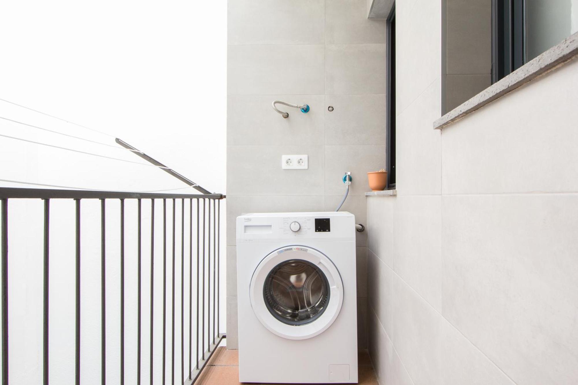Novus Homes Barcelona Santa Eulalia ロスピタレート・デ・リョブレガート エクステリア 写真