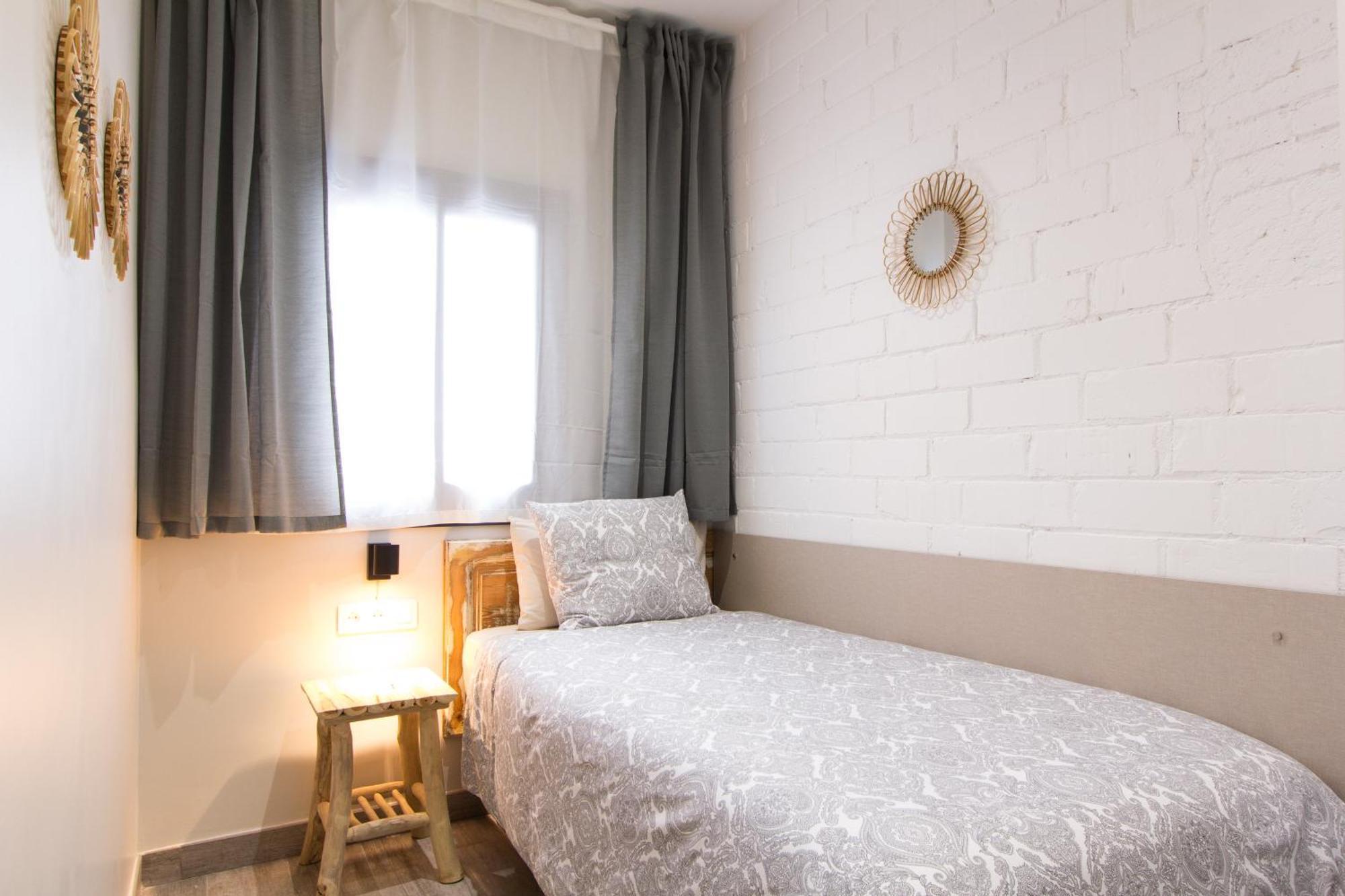 Novus Homes Barcelona Santa Eulalia ロスピタレート・デ・リョブレガート エクステリア 写真