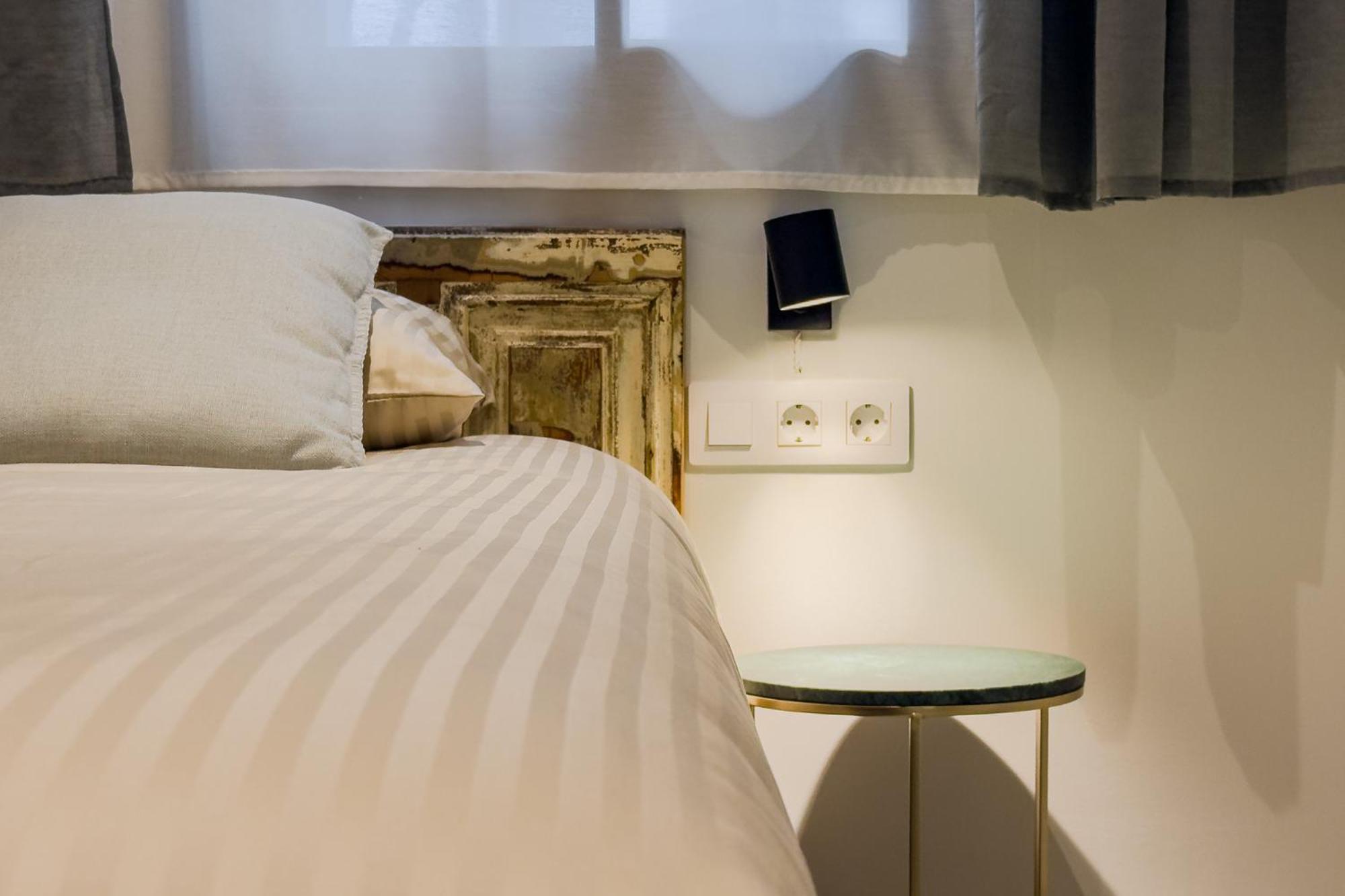 Novus Homes Barcelona Santa Eulalia ロスピタレート・デ・リョブレガート エクステリア 写真